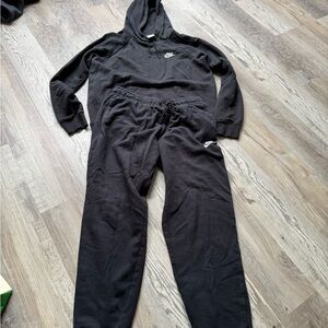 Nike Black Hoodie and Sweatpants Set